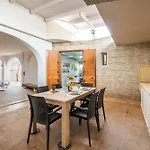 Gaudì - Batllò Sant Isidoro (Apulia)